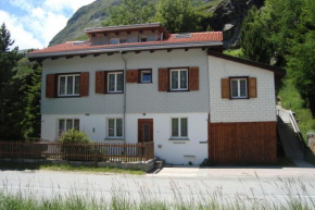  Hotel Guidon Apartments  Бивио